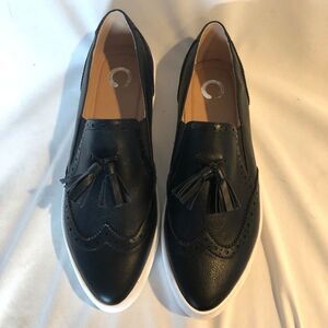 NWOB Journee Collection Alisha Wingtip Slip On Tasseled Loafer Shoes Sz 9.5